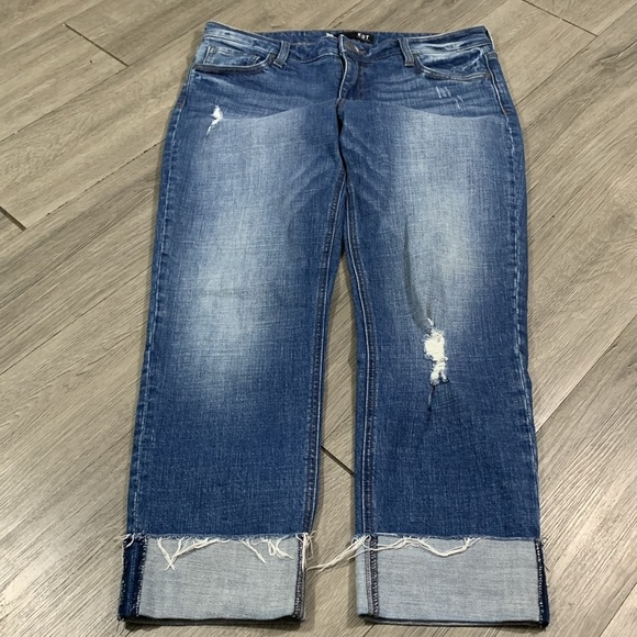 Kut from the Kloth Distressed Straight Leg Cuffed Crops Stretch Jeans size 8 - Picture 8 of 15